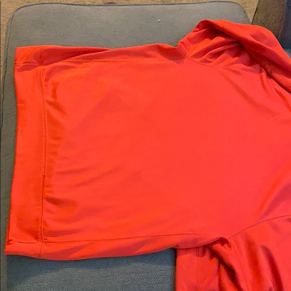 Nike large men’s Orange Therma-fit hoodie. - Picture 6 of 6